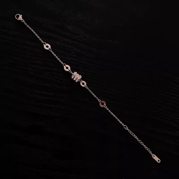 Sieviešu rokassprādze – titāna tērauds, diamanētu apdare, romiešu ciparu dizains, influencer stils, Zhirou zīmols