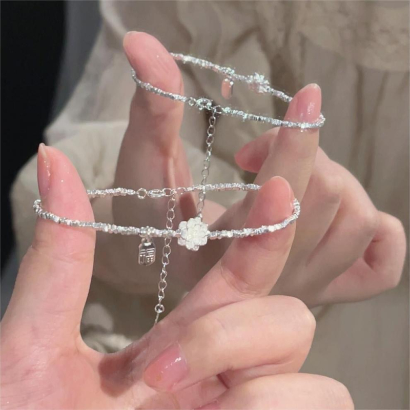 Komplet nakita: Lančić i narukvica s oblicima srca, cvijeta i lista; materijal: bakar-plastika; elektroplating; ženski retro stil; proljeće 2025