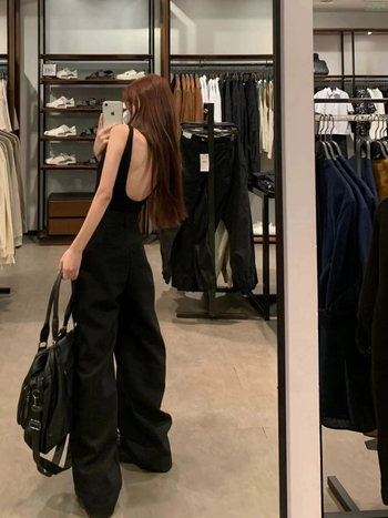 Tank top bez rukava s U-oblikom leđa i ugrađenim jastučićem - Slim fit pamuk majica