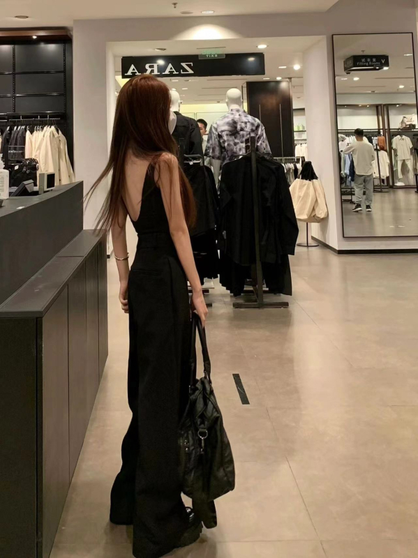 Tank top bez rukava s U-oblikom leđa i ugrađenim jastučićem - Slim fit pamuk majica