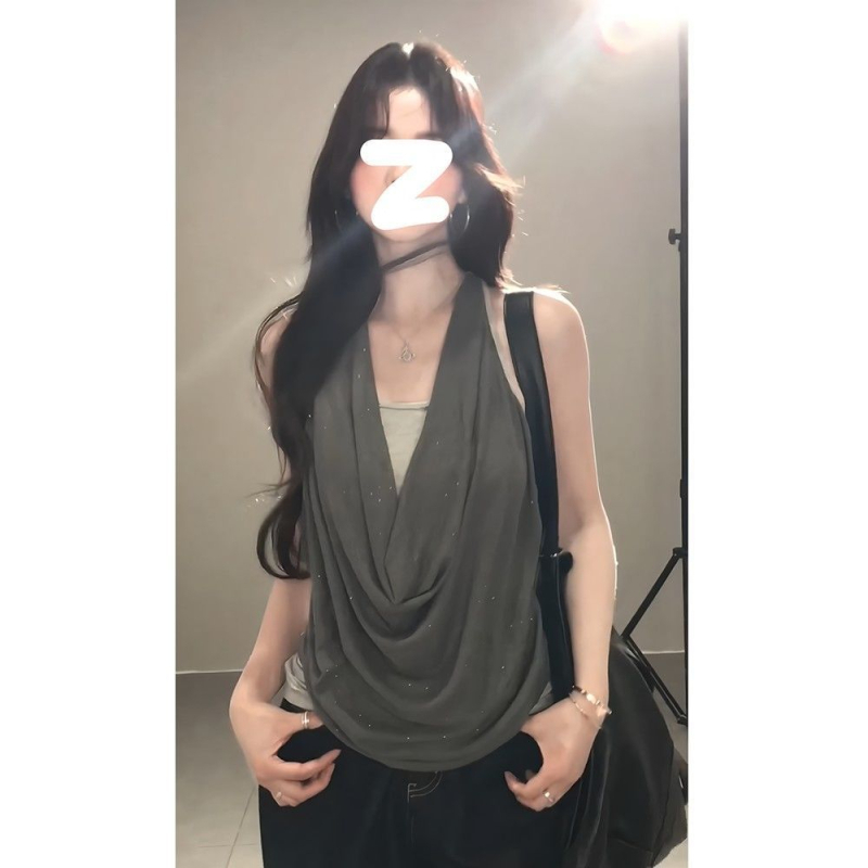 Halter top od modalnog materijala, uski kroj, 70–80% modal vlakna, ljeto 2025