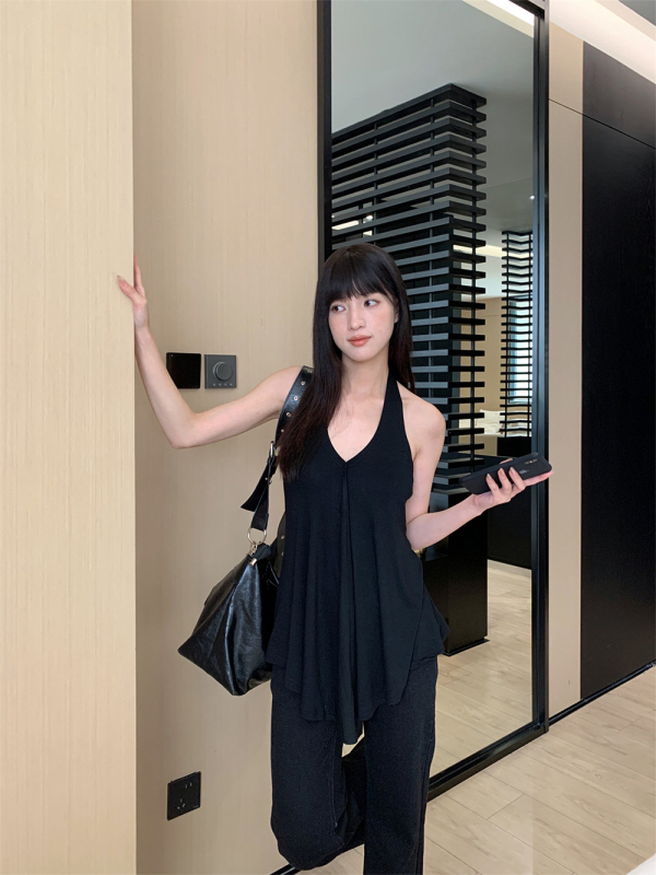 Top s asimetričnim dizajnom, viseći trak za vrat, bez leđa, viskozno vlakno, jednobojni, japansko-korejski casual stil, model Irregular, M3709, jesen 2025