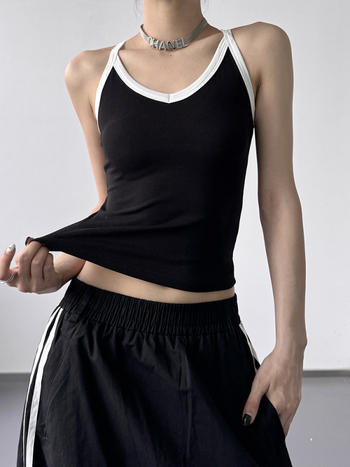 Ženski camisole bez rukava s halterom i V-dekoltom, kratka silueta, gradski stil, ljeto 2025