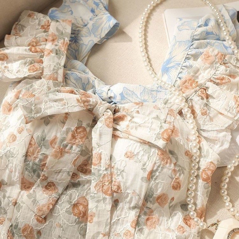 Cami top s cvjetnom mašnicom i jastučićem za prsa, poliester, proljeće 2024