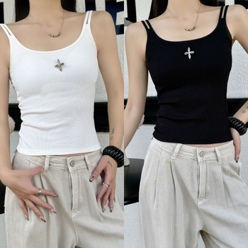 Камизол от памук, кръгла яка, презрамков стил, метални украси, съдържание на плат 50–70%