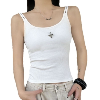 Камизол от памук, кръгла яка, презрамков стил, метални украси, съдържание на плат 50–70%