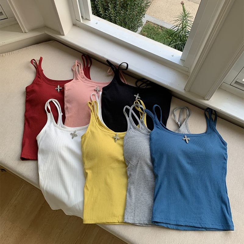 Камизол от памук, кръгла яка, презрамков стил, метални украси, съдържание на плат 50–70%