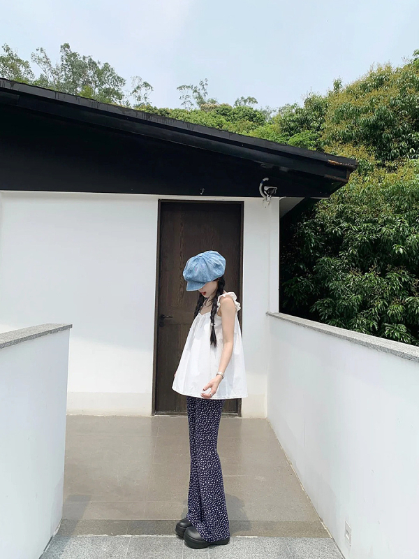 Pamuk majica-top slobodnog kroja s detaljem mašne, silueta baby-doll bluze, naramenice nisu uklonjive, stil Korean-Japanese Leisure, srednja duljina 50–65 cm