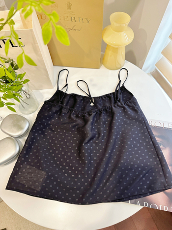 Állítható vékony pántos halter felső | Slim fit | Hossz: 50-65 cm | Anyag: poliészter-spandix