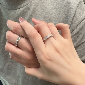 Gyűrűk — réz geometriai női gyűrű, elektroplakált felület, könnyed luxus stílus