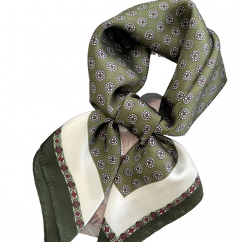 Šal od imitacije svile, poliester, ravno tkanje, proljeće, književno retro stil