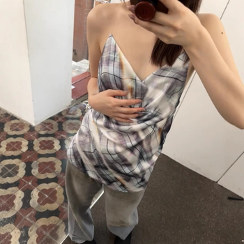 Τοπ σλιγκ με ανοιχτή πλάτη, σατέν μοτίβο καρό/πλέγμα, Cupro ίνα 30–50%, μικροελαστικότητα, άνοιξη 2025