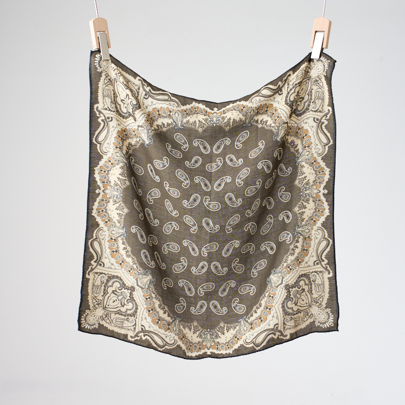 Kétoldalas nyomtatott poliészter négyszögletes sál, halszálka szövés, őszi 2025, divatos ingázó stílus, könnyű luxus