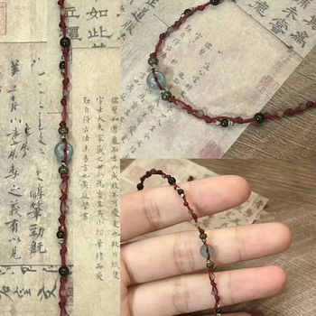 Ručni izrađen konopacni narukvica sa sigurnim kopčom - parni etno-geometrijski dizajn, putnički suvenir, proljeće 2024.