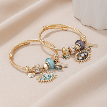 Rozsdamentes acél karkötő Ördögszem medállal — elektroplatált bevonat, 25 g, Yiwu eredetű, személyes divat