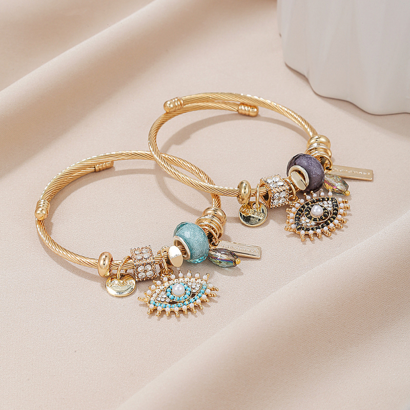 Rozsdamentes acél karkötő Ördögszem medállal — elektroplatált bevonat, 25 g, Yiwu eredetű, személyes divat