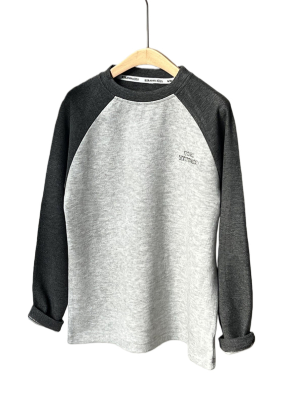 Gyerekeknek készült koreai stílusú pamut hosszú ujjú aláöltözet felső, puha felület, uniszex, minták: csíkos/egyszínű/betűk/logó, kerek nyak, 3-8 év, 2025 tél, 90% pamut