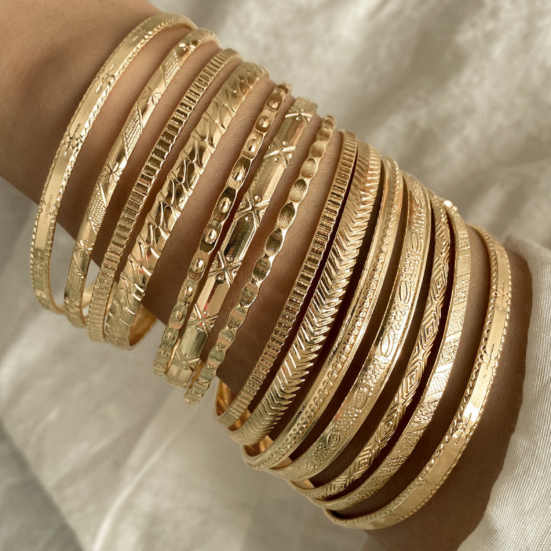 Csomózott karkötő, kör alakú forma, ötvözet anyag, elektroplakázás