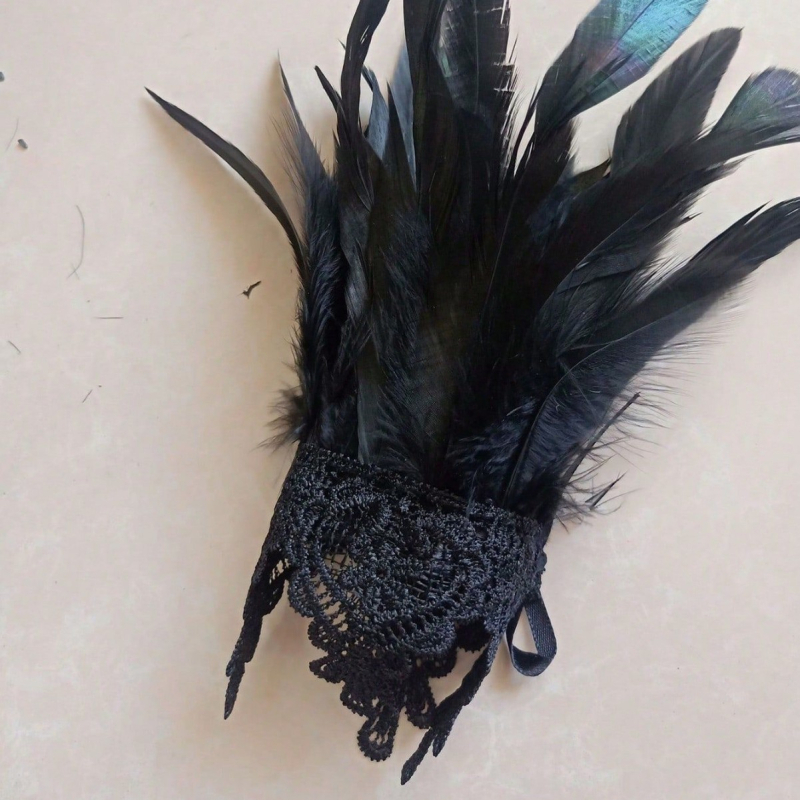 Spārnu spalvu rokassprādze ar mežģīnēm sievietēm — dekoratīvs rokas rotājums ar ģeometrisku dizainu