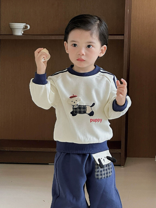 Újszülött babák számára készült, két részes, pamutkeverék anyagból készült ruhaszett hosszú ujjú pulóverrel és nadrággal, tavasz- és őszidőszakra