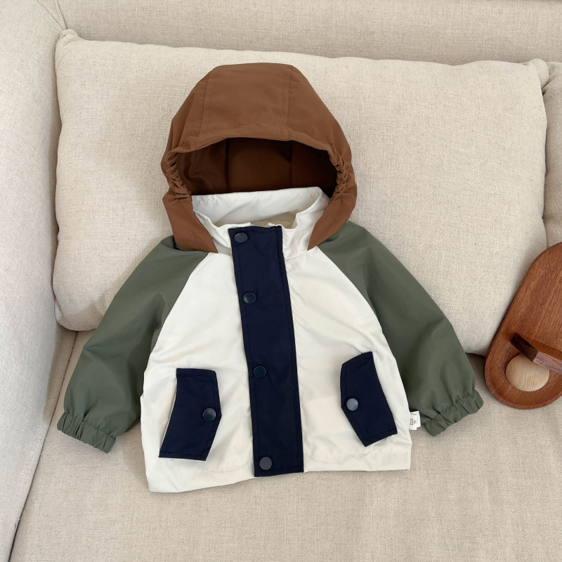 Fiúknak kapucnis könnyű kabát koreai stílusban, cipzárral, tavasz 2025, 1–3 éveseknek