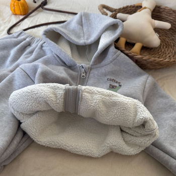 Kisgyerekeknek készült kétszavas plüss felsőnadrág szett – birka gyapjú-keverék (80% poliészter), vastag téli modell 2025, hosszú ujjú kapucnnis felső, 3–8 éveseknek (100–140 cm)