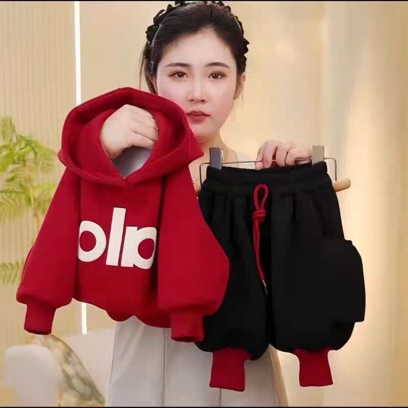 Fiúknak való fleece pulóver és farmer szett, két darabos, 3–8 éveseknek, hosszú ujjú, vastag fleece, őszi-téli szezon