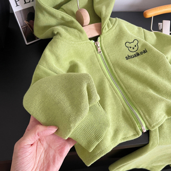 Dječji dvodjelni komplet: hoodie s kapuljom i hlače, korejski stil, otisak (dva dijela, kapuljača, dugi rukavi, 65% pamuk, 3–8 godina, jesen 2023)
