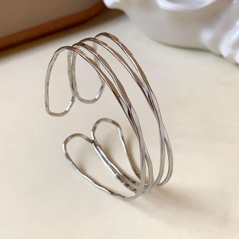 Metāla geometrijas dizaina rokassprādze – unisex, elektroplātēta, Daosite