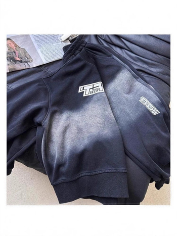 Két részes gyerek sportos szett, poliészter, hosszú ujjú, kapucni nélküli, puha feldolgozás, 8+ éveseknek (140 cm+), szezon: tél-ősz-tavasz