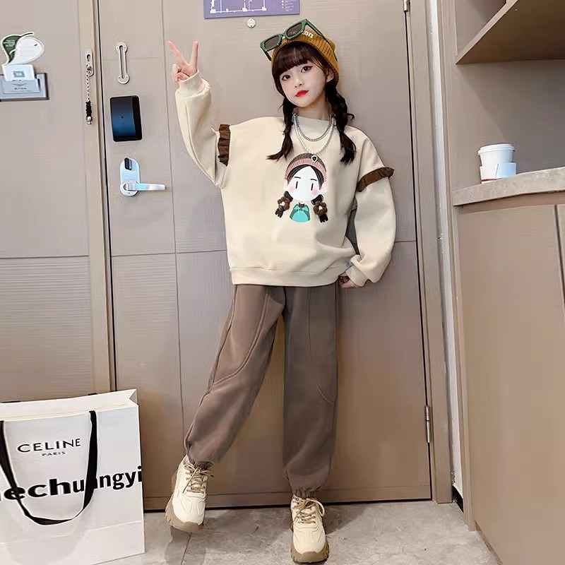 Dievčenská dvojdielna tepláková súprava s dlhými rukávmi, pulórom, karikatúrnym vzorom, polyester.