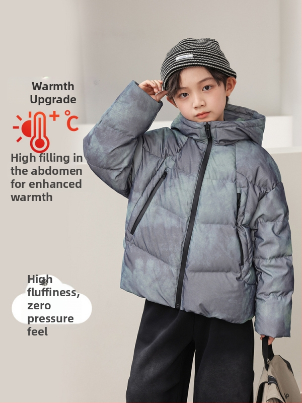 Vaikų žieminė striukė su gobtuvu | pūko sudėtis: balto antis pūkų 86–90% | išorinis audinys poliesteris 95% | pamušalas poliesteris 100% | užtrauktukas | storesnė izoliacija