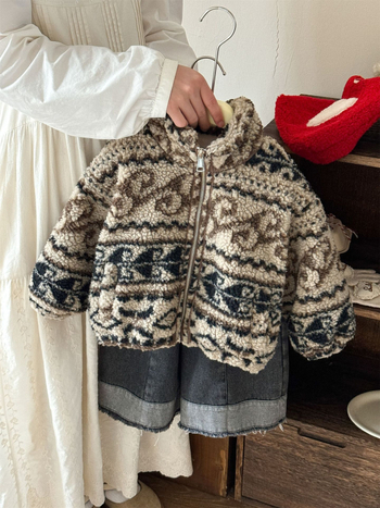 Dievčenská bunda s fleecovou podšívkou, hrubá, v kórejskom štýle, stojatý golier, zips (Zima 2025 • stojatý golier • zips • fleecová podšívka • hrubá)