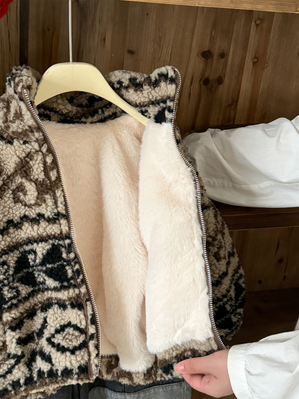 Dievčenská bunda s fleecovou podšívkou, hrubá, v kórejskom štýle, stojatý golier, zips (Zima 2025 • stojatý golier • zips • fleecová podšívka • hrubá)