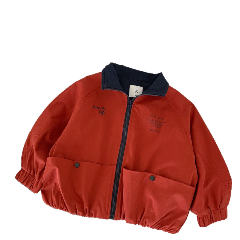 Koreai stílusú gyerekdzseki, nylon külső anyag, poliészter bélés, rever gallér, egy soros záródás, 3–8 éveseknek, ősz