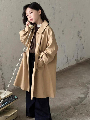 Meitenēm garš bērnu jaka-palt, britu stila rudens sezonā, vienas rindas aizdare, apkakle, kokvilnas-poliestera audums, iekšpuse poliester, piemērots bērniem virs 8 gadiem (virs 140 cm)