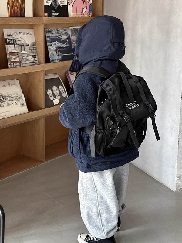 Muška zimska patchwork pletena jakna s kapuljačom, visokim ovratnikom, zatvara se na zip, dugačkog kroja