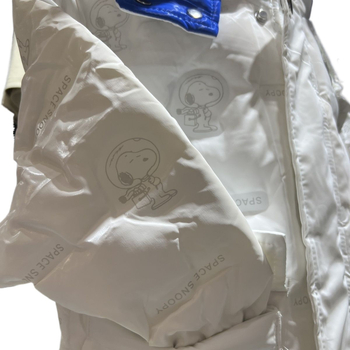 Bērnu pūku jaka korejiešu stilā ar corduroy audumu, kokvilnas pamušs oderējums, 95% pūkas saturs, īss griezums, pavasaris 2025