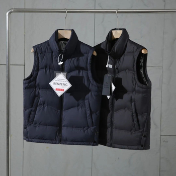 Мъжки пухен жилет с стояща яка, цип, удебелен, с около 90% пух и пълнеж 66–88 г