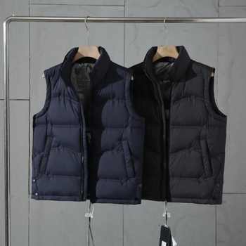 Мъжки пухен жилет с стояща яка, цип, удебелен, с около 90% пух и пълнеж 66–88 г