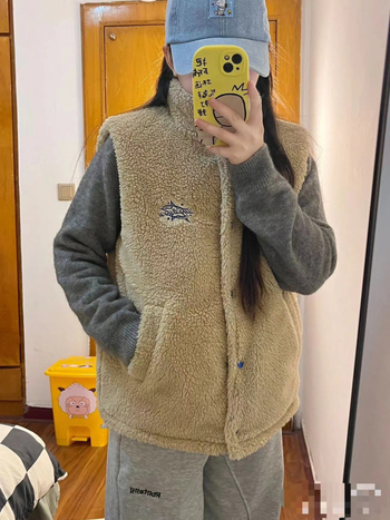 Памучна двустранна жилетка с пухено напълване, качулка, свободна кройка, цип отпред, зима 2025, стил Харадзюку