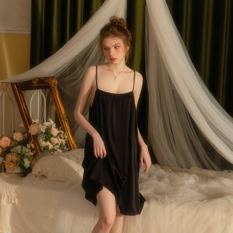 Ljetna noćna haljina s trakama, Ice Silk, podesive trake, bez rukava, tanko platno 101–120 g/m2