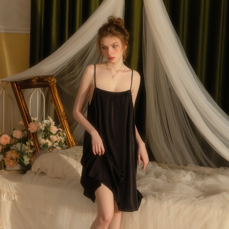 Ljetna noćna haljina s trakama, Ice Silk, podesive trake, bez rukava, tanko platno 101–120 g/m2