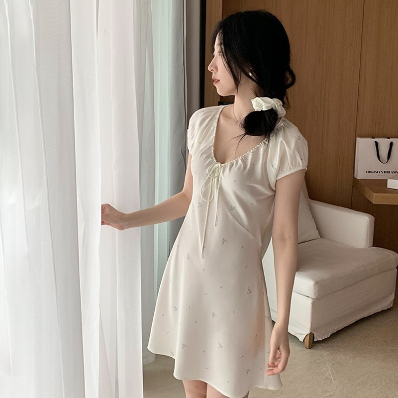 Satenska noćna pidžama – Ice Silk, seksi sling stil, 3/4 rukavi, 90–95% poliester, tanak materijal
