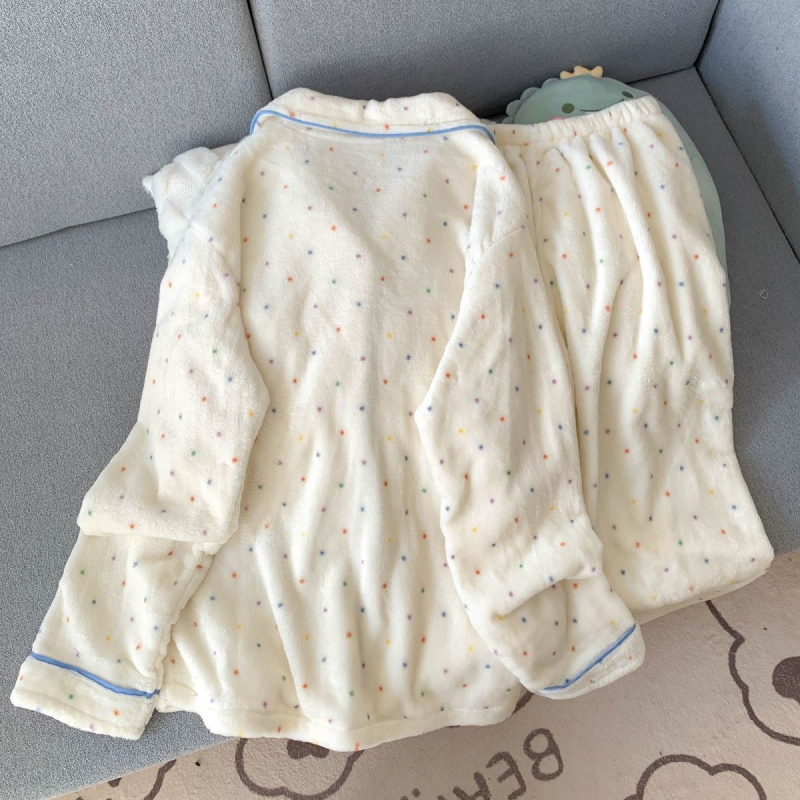 Flanelni ženski pijama set, 2025 jesen-zima, topao i debeli, sladak i udoban, širok kroj, pogodan za nošenje izvan kuće