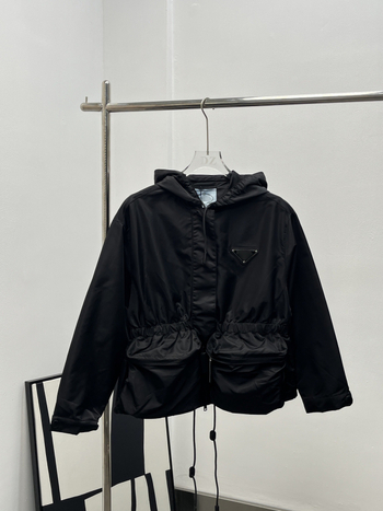 Ženska nylon windbreaker jakna s kapuljačom, trokut logotip, 3D uzorak, zatvarač