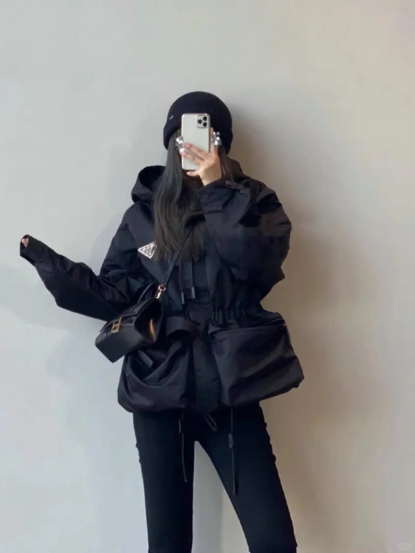 Ženska nylon windbreaker jakna s kapuljačom, trokut logotip, 3D uzorak, zatvarač