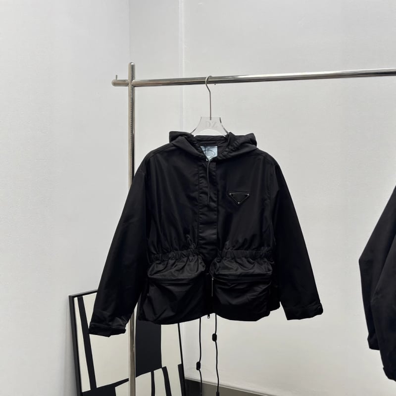 Ženska nylon windbreaker jakna s kapuljačom, trokut logotip, 3D uzorak, zatvarač