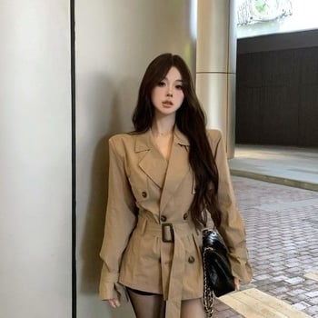 Női windbreaker kabát polo gallérral és elülső csatos zárakkal, chenille anyagból készült spandex/poliészter keverék, középhosszú