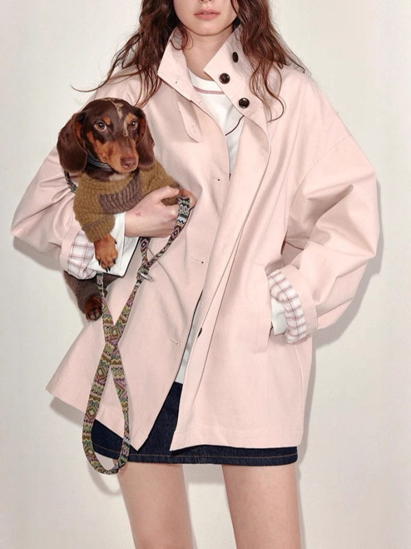 Női szélálló külső kabát pamut-elasztán keverékből, lazán szabott, álló gallér, hosszú ujjú, egysoros gombolás